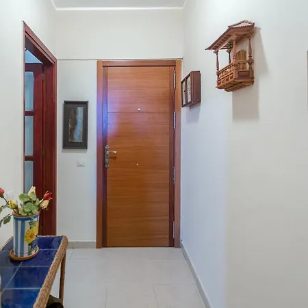 Front Line With Fantastic Terrace. Apartman *