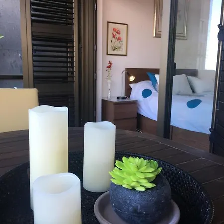Front Line With Fantastic Terrace. Apartman Telde
