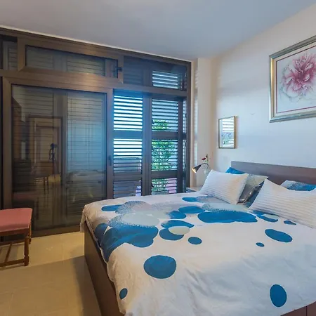 Apartment Front Line With Fantastic Terrace. Telde