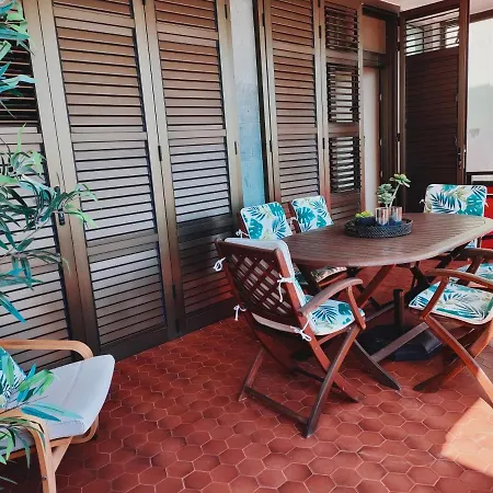 Front Line With Fantastic Terrace. Daire